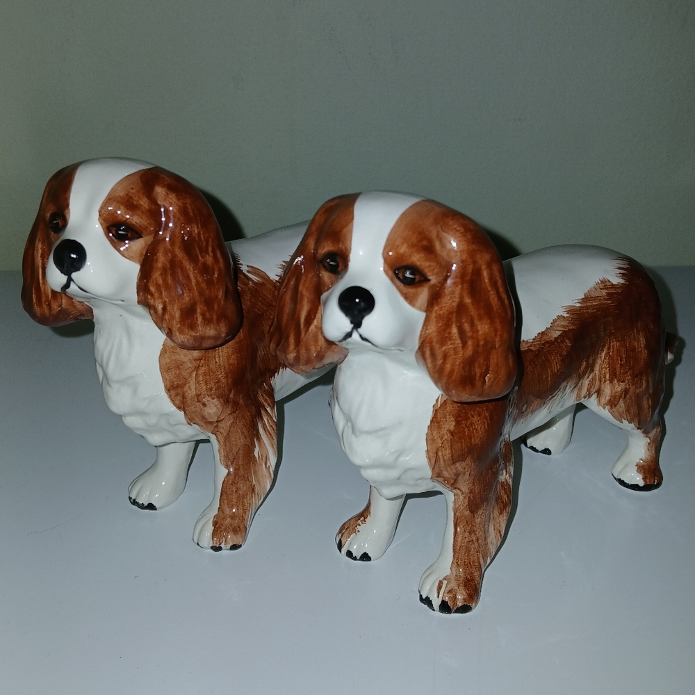 Rare  England King Charles Spaniel  Dog Figurines